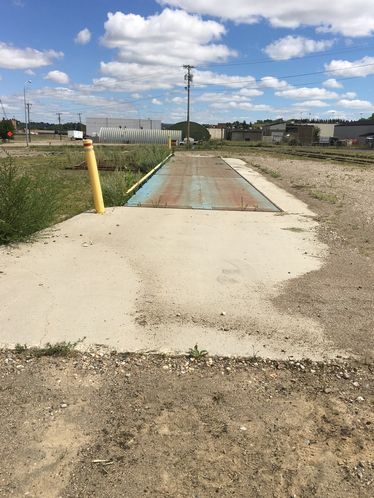 +/- 6 acres with Rail Access : 1280 18th St SW, Minot, ND 58701